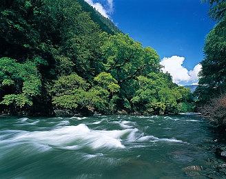 B社发布《毁灭战士：黑暗时代》全剧情影像集 仅发售3个月